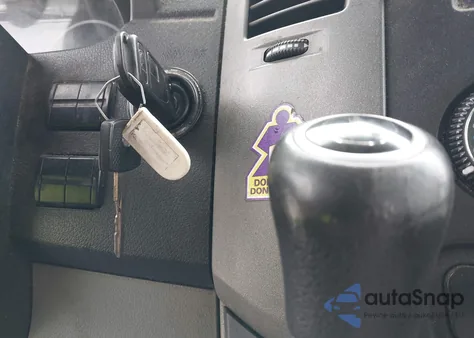 2015 Mercedes-Benz Sprinter 2500 High Roof из США, поврежденный, VIN WD3PE8DB6FP127517